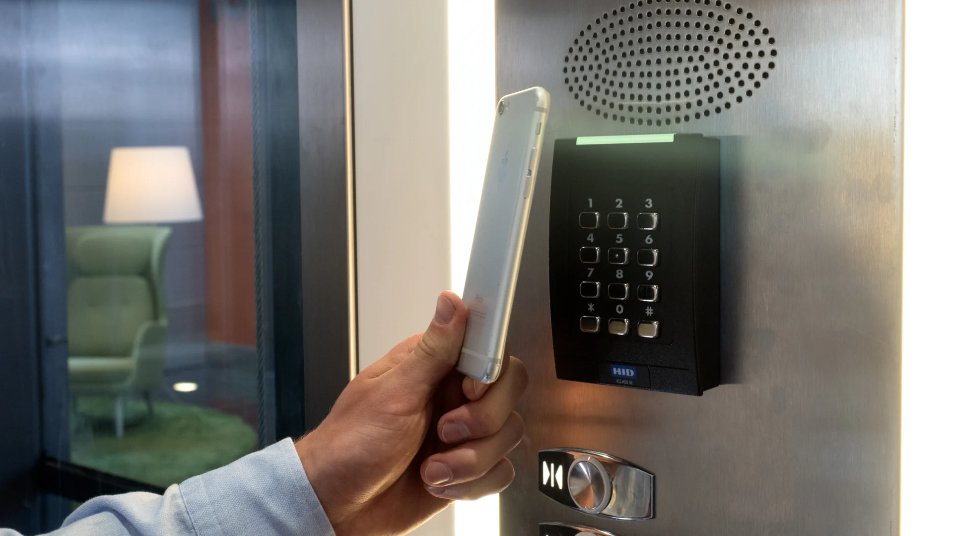 Biometric access control in Quebec